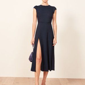 Reformation Gavin Dress in Navy Size 2